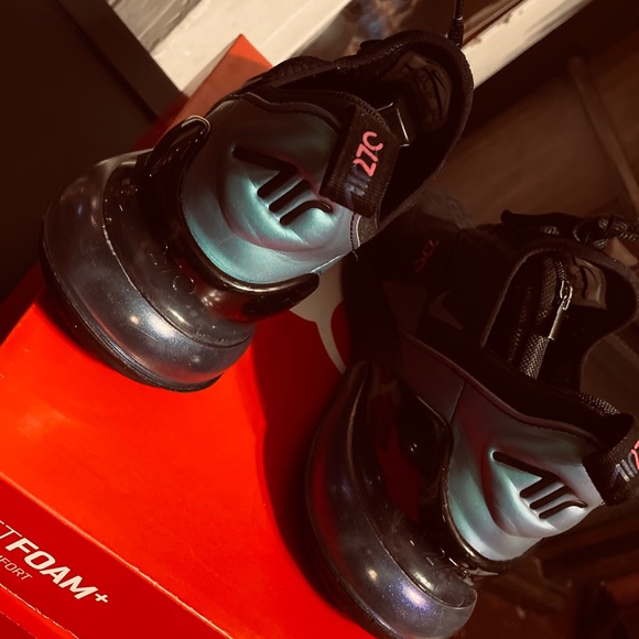 Nike AirMax 270 throwback future - Picture 8 of 11